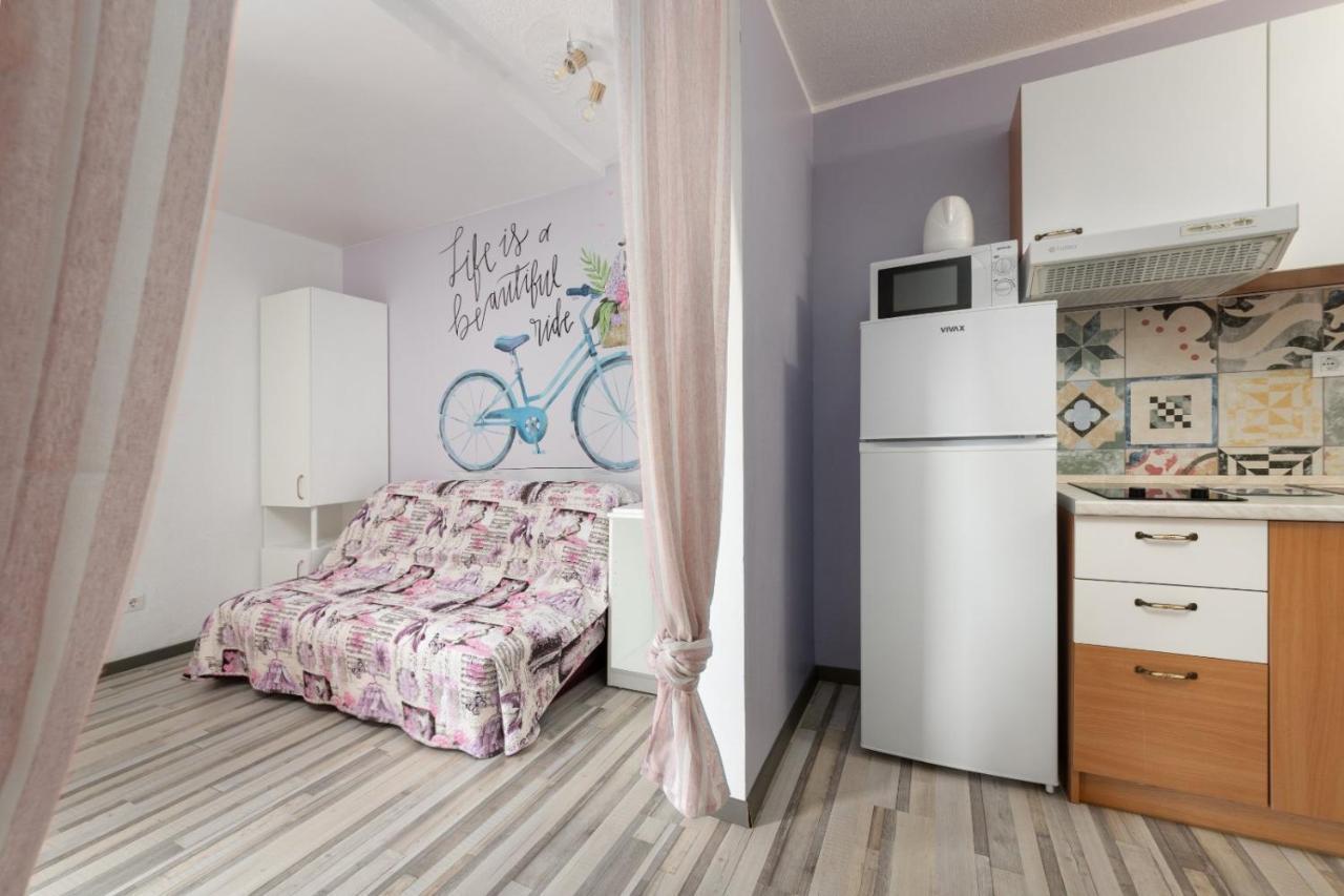 Apartments Miri เวอร์ซาร์ ภายนอก รูปภาพ